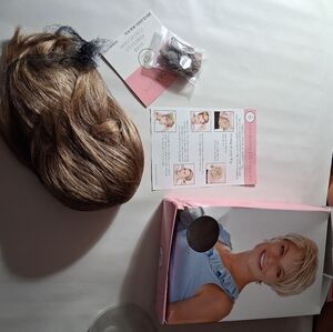 Vintage Toni Bratton Headband Wig NWT